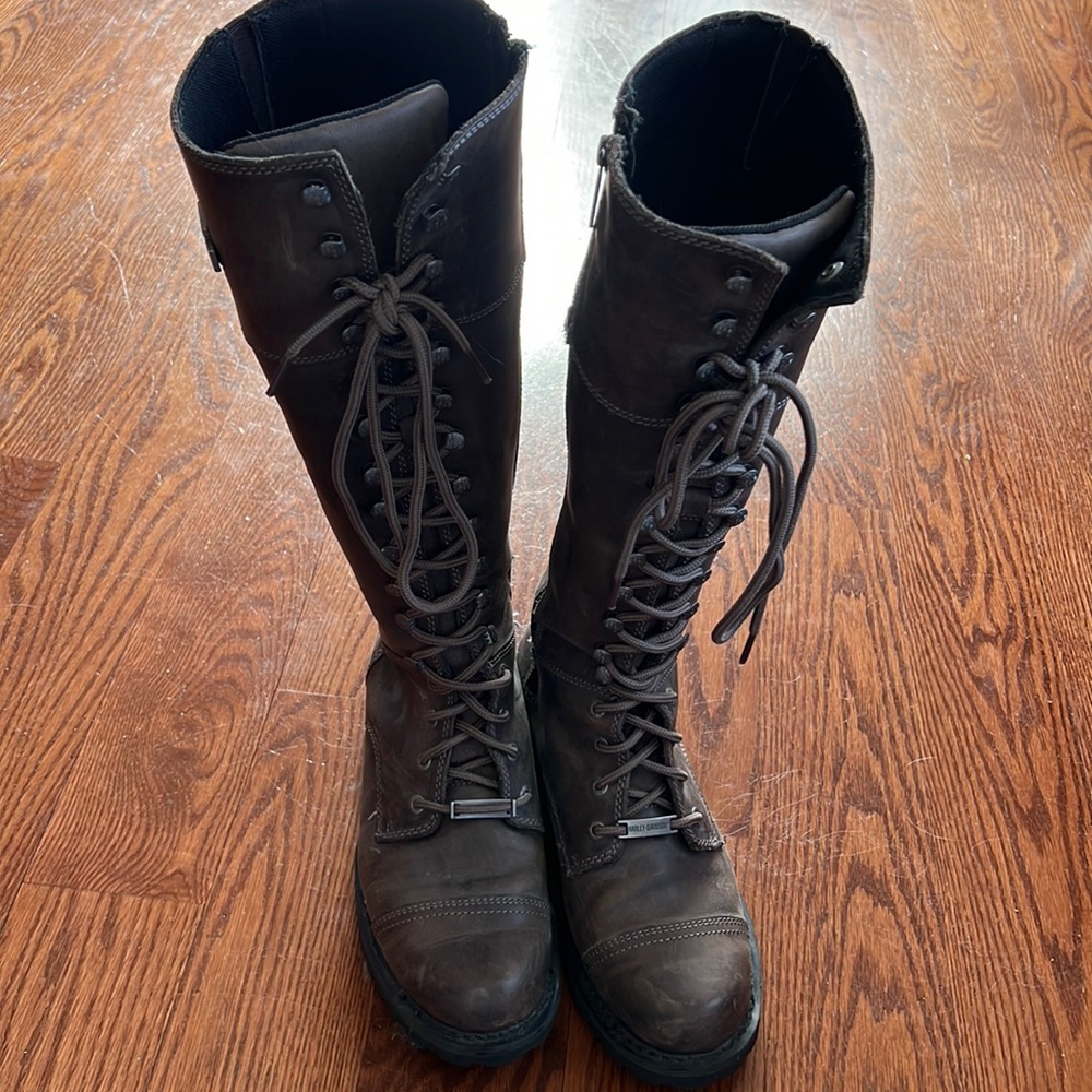 Harley Davidson Beechwood leather Boots rarely worn size 10 women